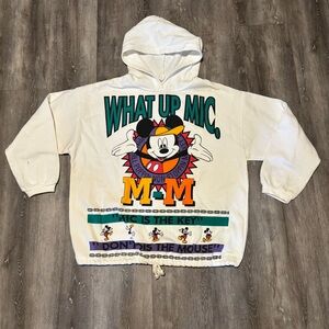 Vintage Mickey by Jerry Leigh Disney White "what Up Mic" Hoodie One S / M